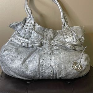 Silver Bag great for all seasons.